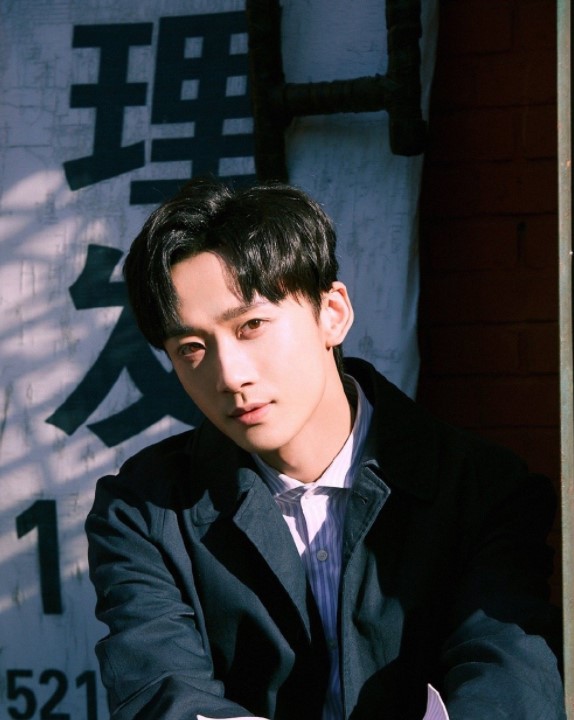 今晚开播！鹅厂又一部剧空降来袭，俊男靓女组合，有剧追了