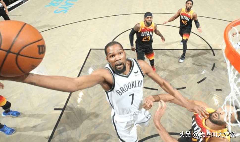 nba为什么打爵士(NBA常规赛爵士惜败篮网，放大10倍后看细节，原因清晰可见)