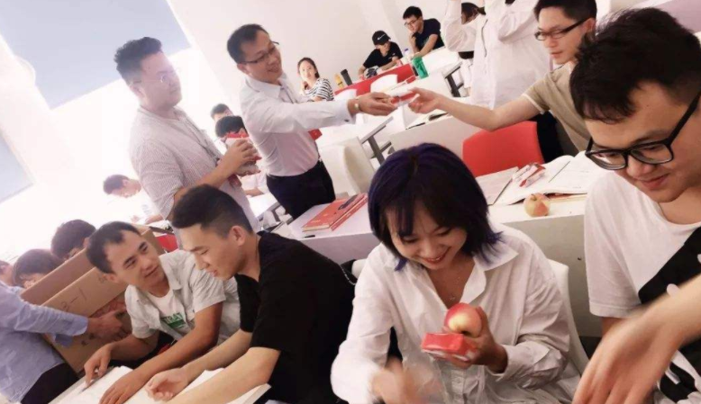 公务员考试中，文科生的优势可不容小觑，尤其这6个专业更易上岸