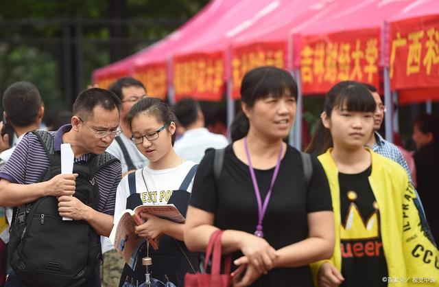 河南这4所大学害人不浅，已被全面点名曝光，毕业证一文不值