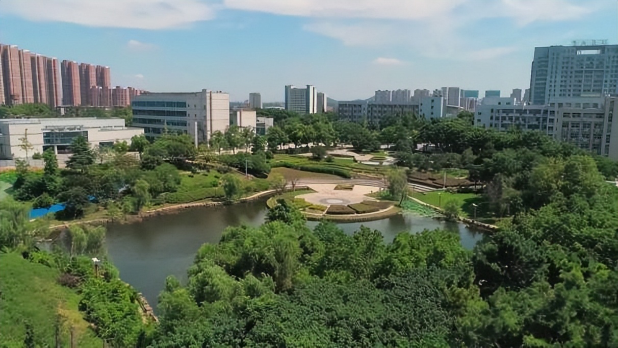 江苏这所高校：盛产学霸，捷报频传!同学院240余人，全部考研上岸