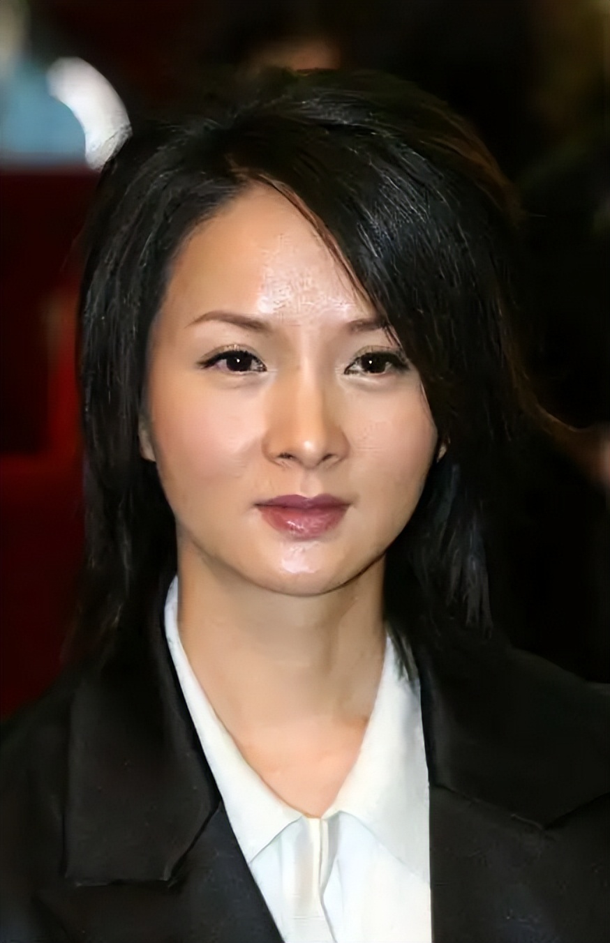 演员谢兰：和丈夫坚持丁克12年愁坏婆婆，41岁意外得子全家乐开怀