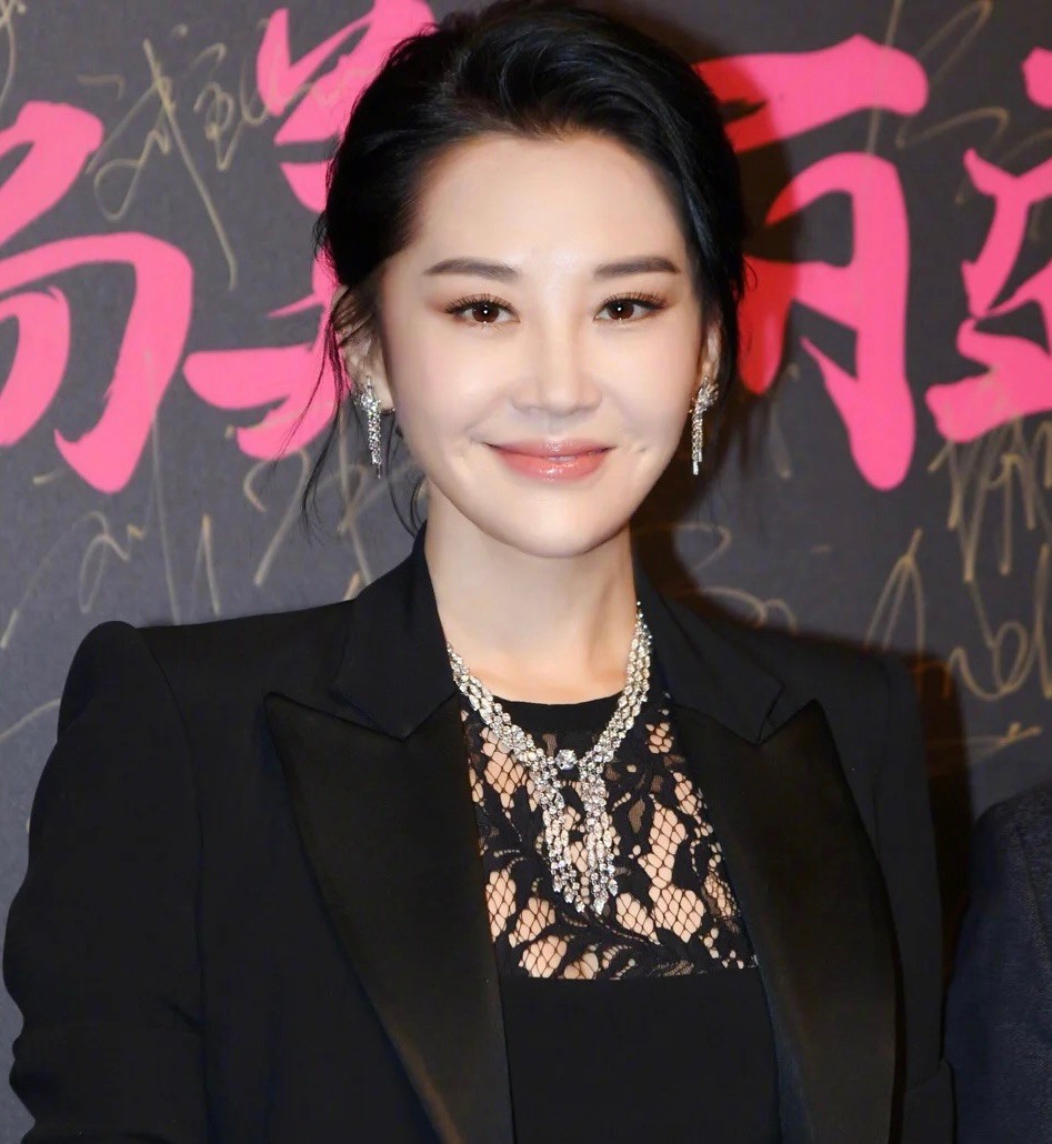 10位中年女明星生图大曝光，人间真实！谁冻龄谁老了一目了然