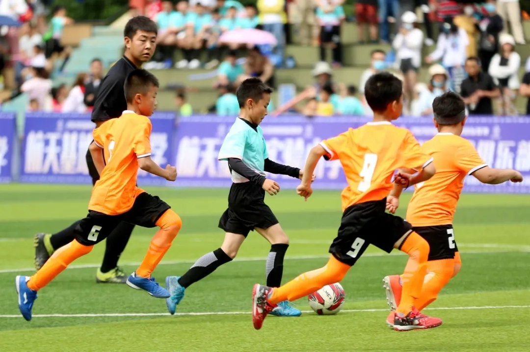 西安45所上榜！2021年全国青少年校园足球特色学校、幼儿园名单公布