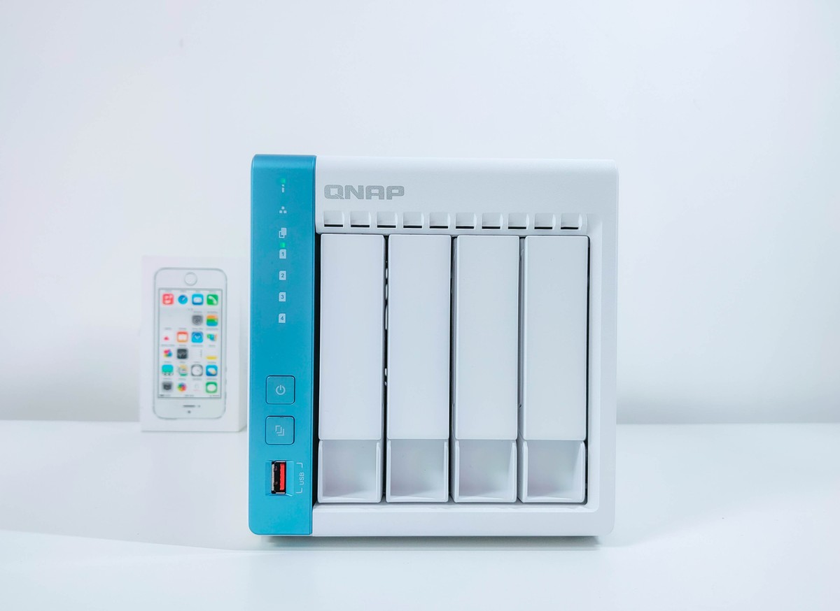 云盘也能做本地存储，威联通TS-462C评测：家庭数据中枢