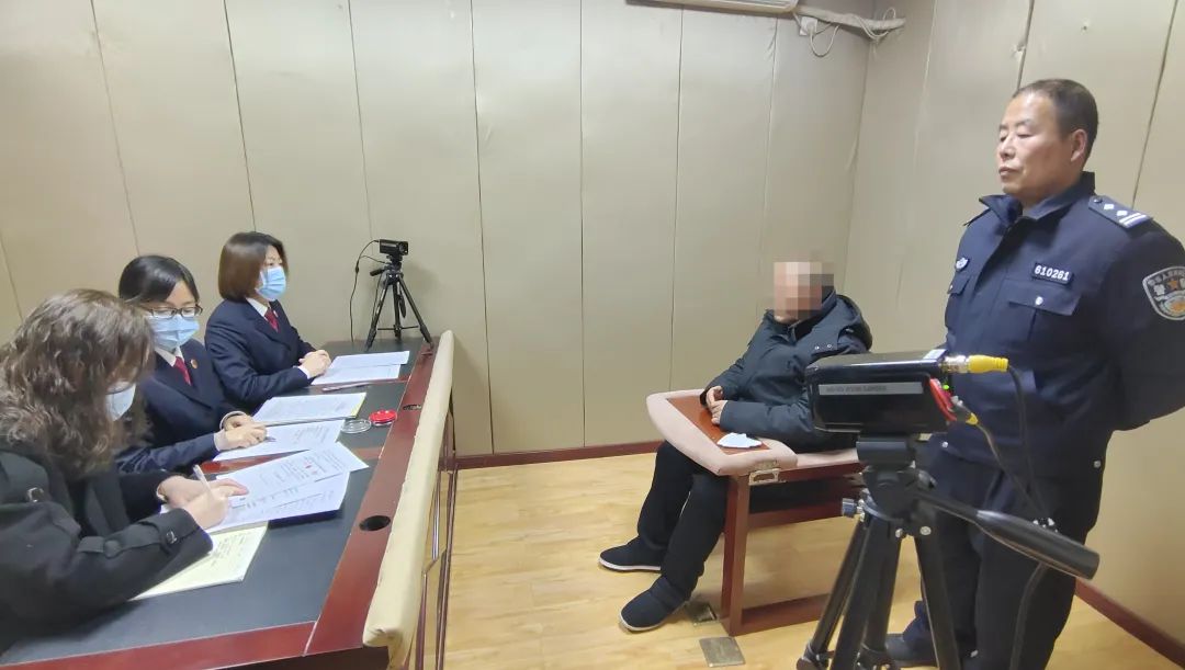 让“镜头”记录公正——镇巴县人民检察院首例认罪认罚案件同步录音录像