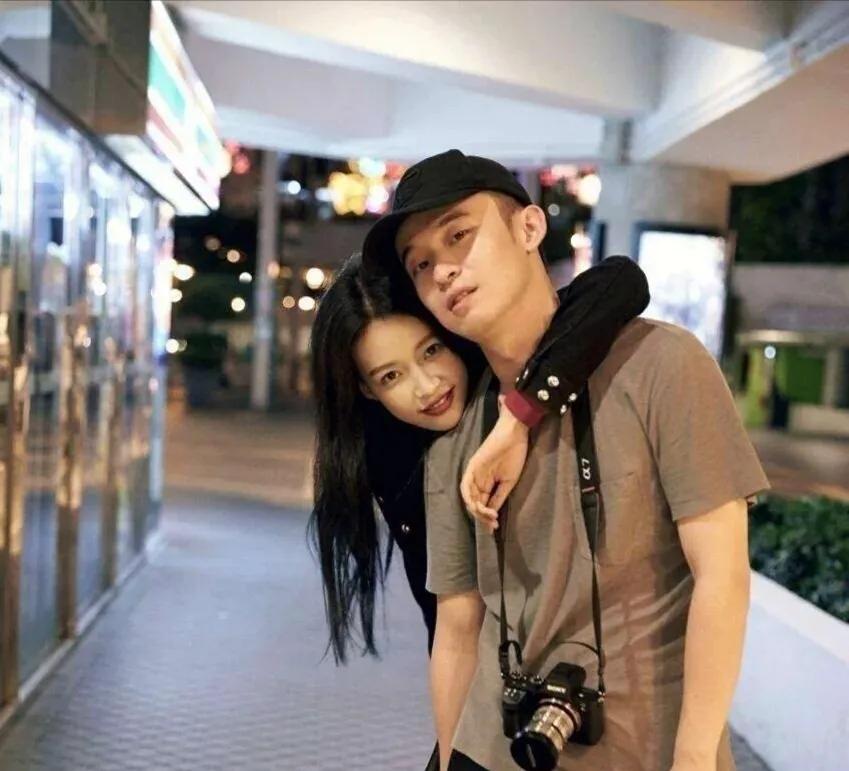 娱乐小八卦 实力演员雷佳音张子枫张新成 蔡徐坤 白敬亭 杨幂 胡一天