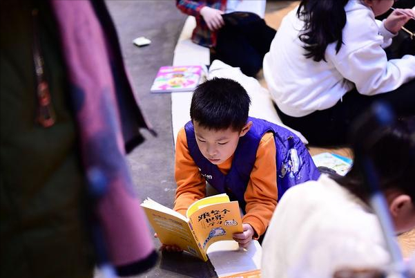 河南两地寒假放假时间确定，部分大学已经放假，中小学变化不大