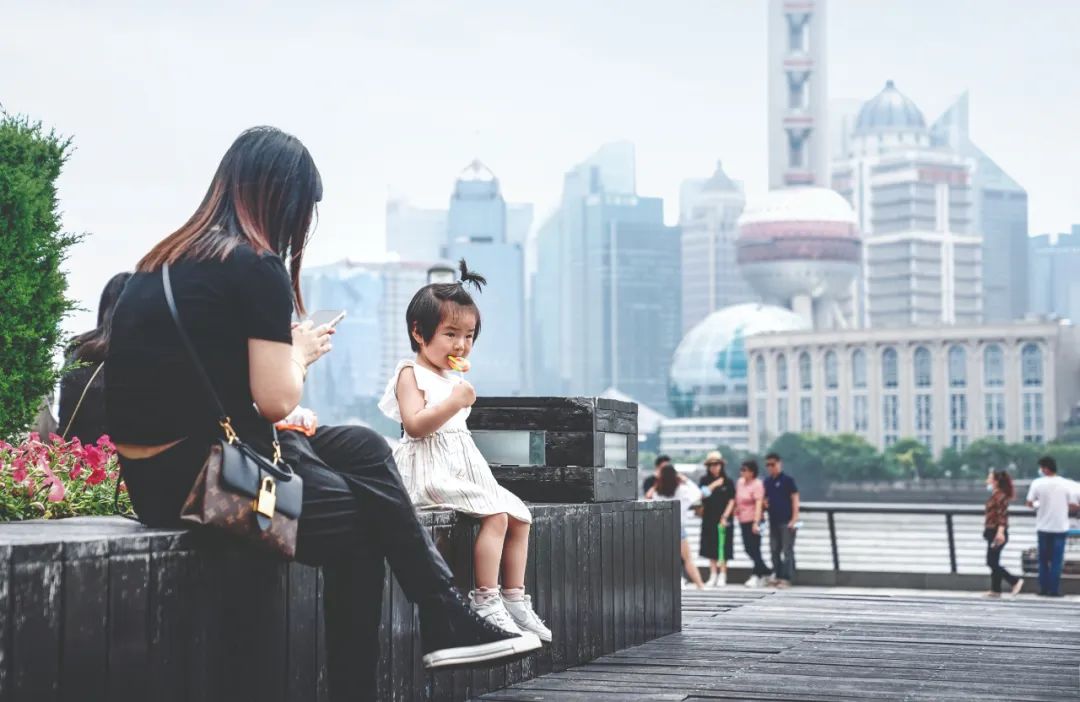 减负3000亿，为小微企业减6个月租金，静态管理两月后上海如何重振经济？