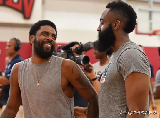 nba防守为什么常跳动(一招鲜，吃遍天！哈登打球怎么这么轻松？)