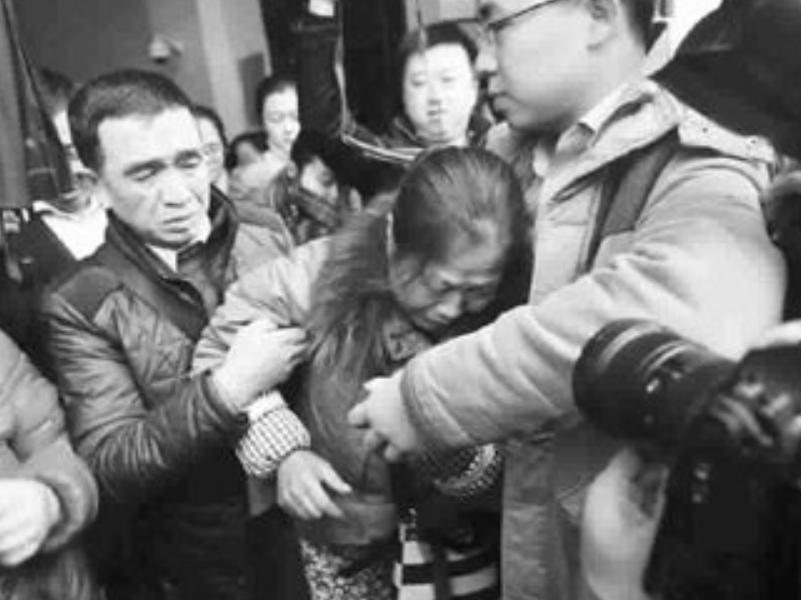 复旦“投毒男”林森浩毒害室友，被判死刑，177名师生为他求情