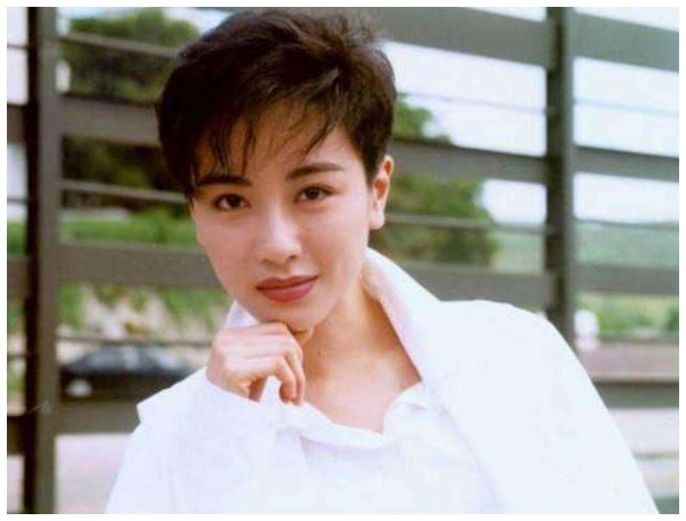 5位港星至今未嫁：有人情史坎坷，有人皈依佛门，有人还期待爱情