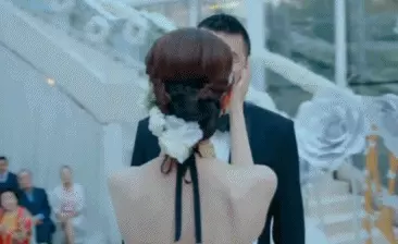 女明星的“丫头教”已没眼看，男演员的“少年派”更让人怀疑人生