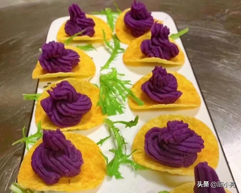 2022年夜饭16道硬菜来了，8凉8热，鸡鸭鱼肉样样齐全，好吃又有面