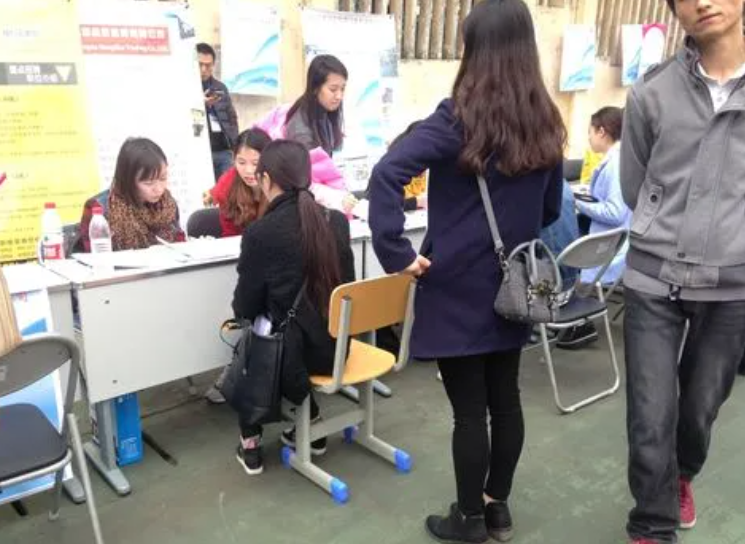 985大学最新排名公布，清华大学无缘榜首，西安交大成为黑马