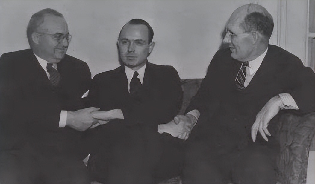 为了赚钱，昧了良心！他用科学权威，祸害了世界两次