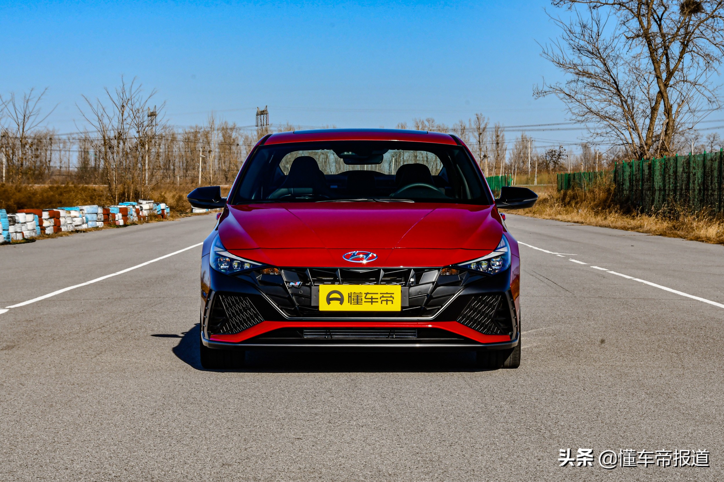 试驾｜激发最原始驾控欲望，用伊兰特N征服赛道是种什么体验？