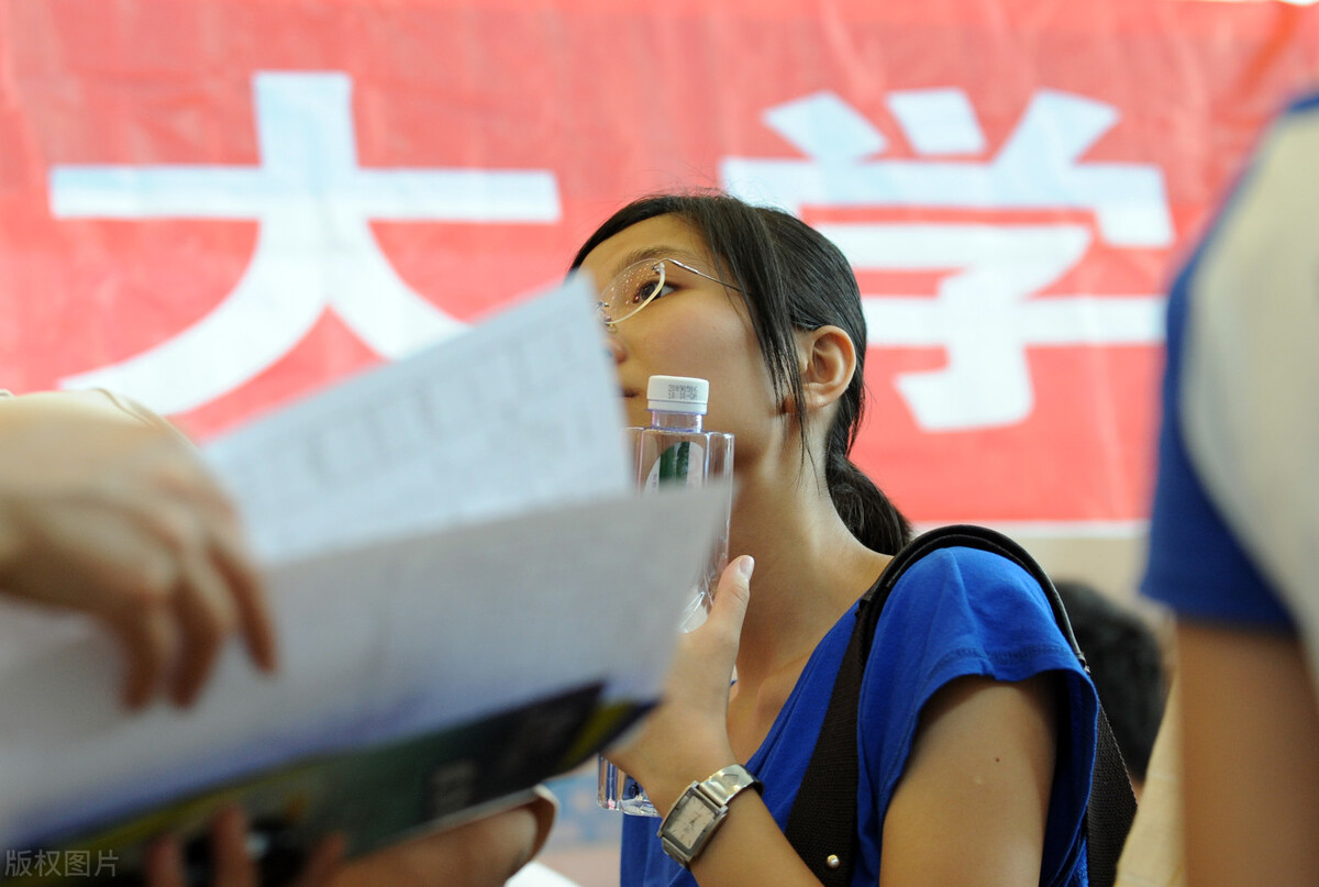 明知道文科高考录取率低，为什么还硬着头皮学文，原因总结有4点