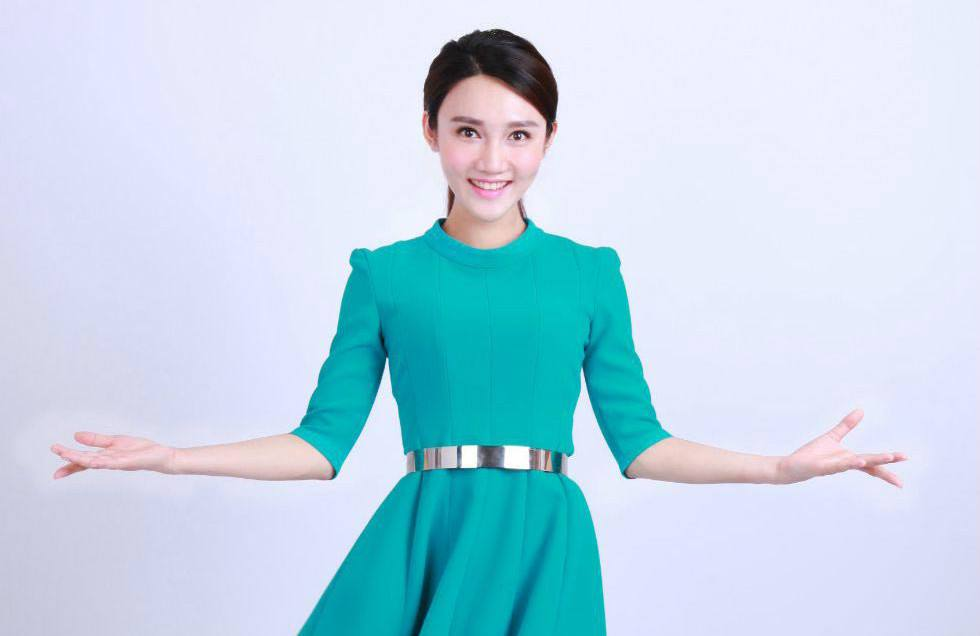 央视"财经小姐"龙洋:热爱家乡湖南,33岁仍单身未婚