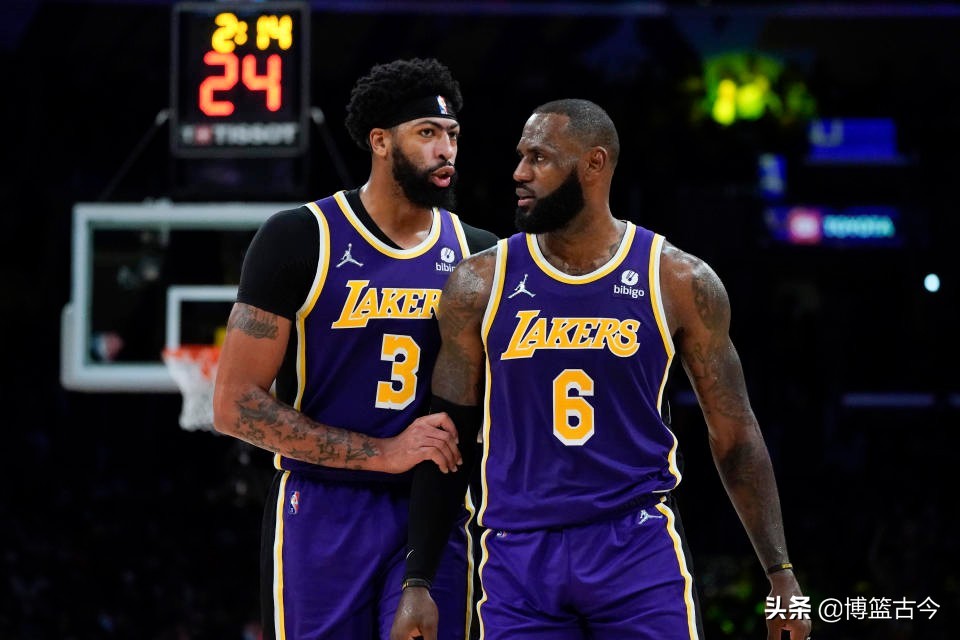 nba双人球员有哪些(媒体评NBA现役10大双人组合：杜兰特哈登居首，健康詹眉仍是前三)