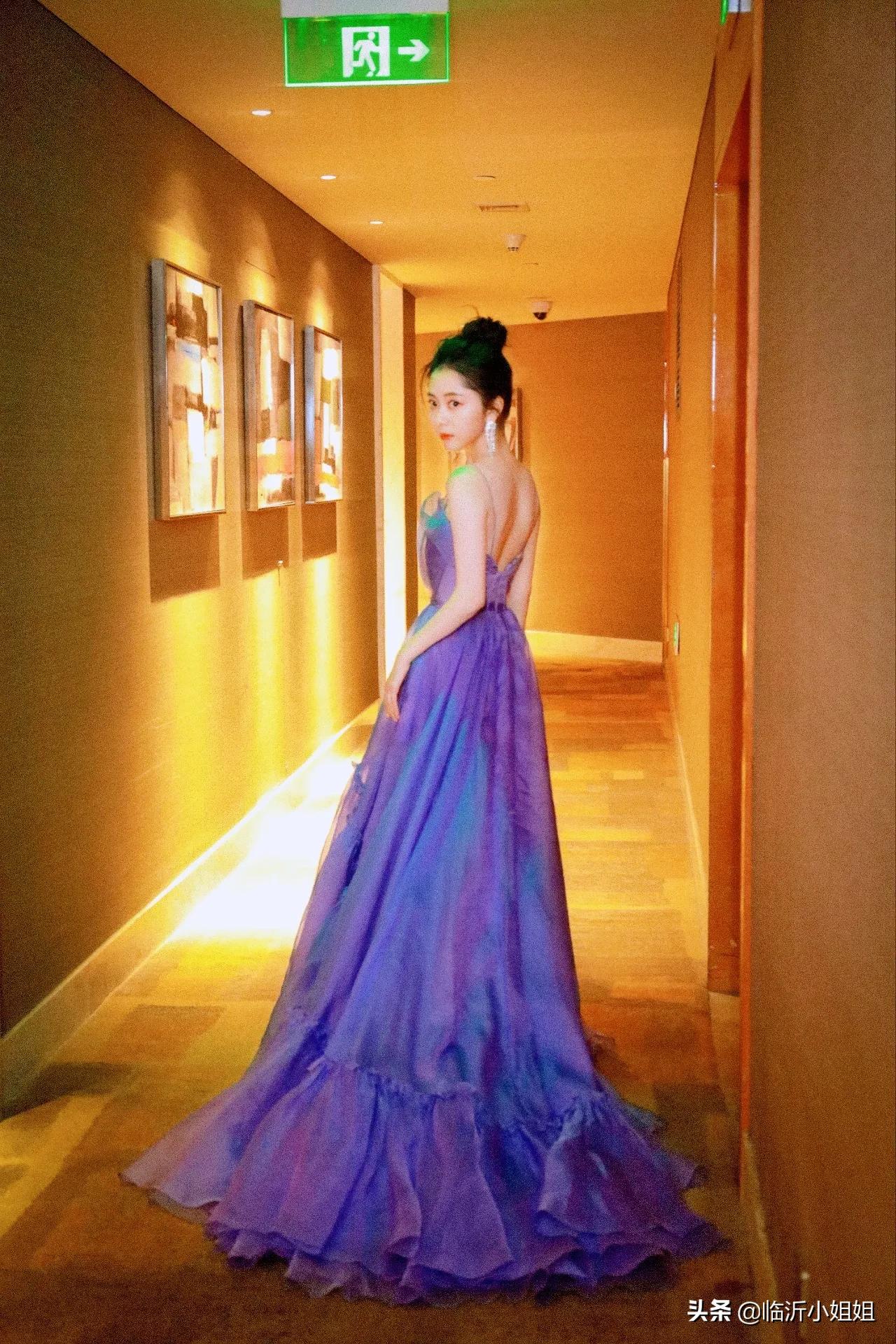 谭松韵，甜美可爱的精致美少女，灵动唯美的气息扑面而来