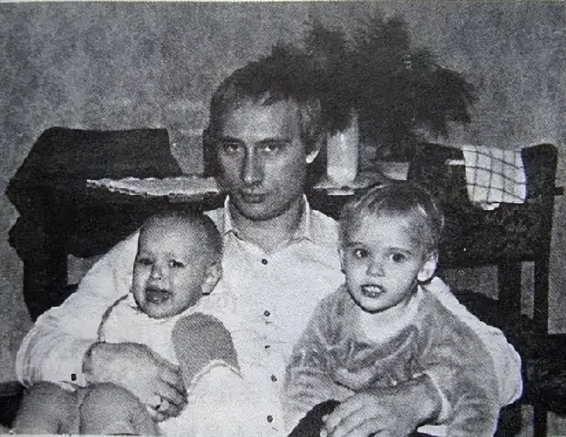 普京对家人的态度：亏欠老婆是一生的遗憾，坚定表示女儿不会从政