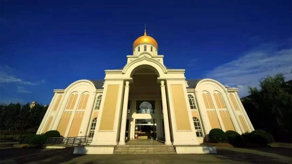 上海超有范高校！地铁直达，坐拥7大食堂，绝美图书馆，还有古希腊风建筑