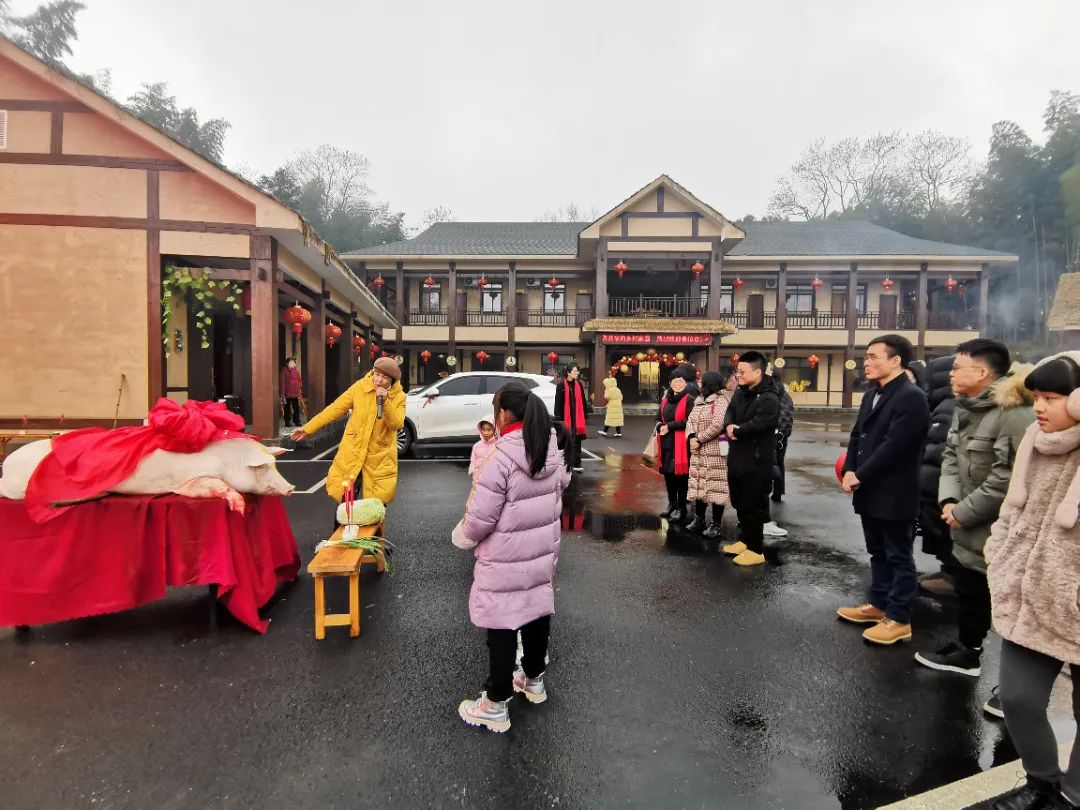 湖南劲鸣律师事务所举行2021年度总结表彰大会暨新春年会活动