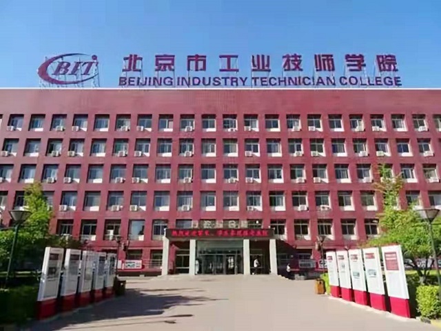 学霸周浩高考669分考入北大，3年后却选择读技校，为何？