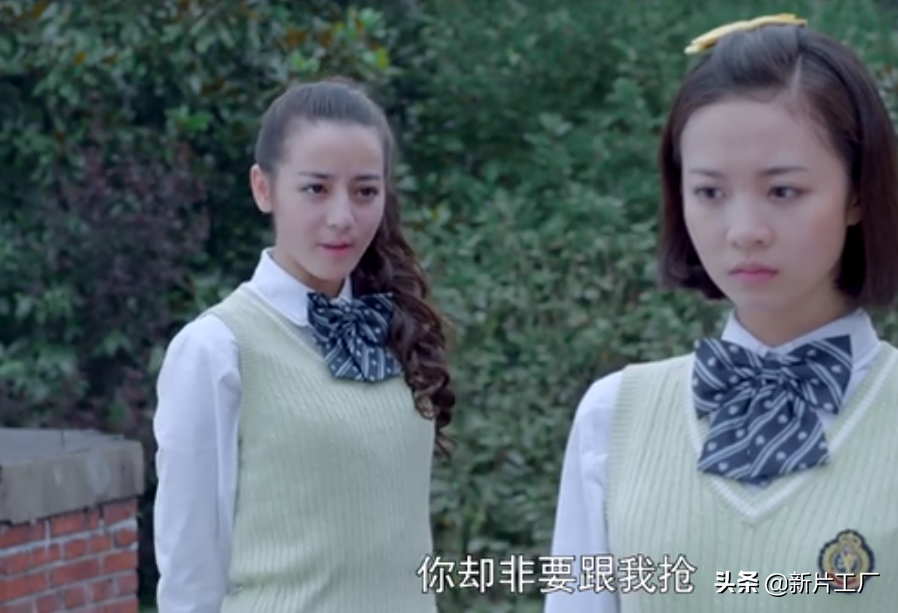 7年前，迪丽热巴演了个“绿茶”，让人记了好久，好难得