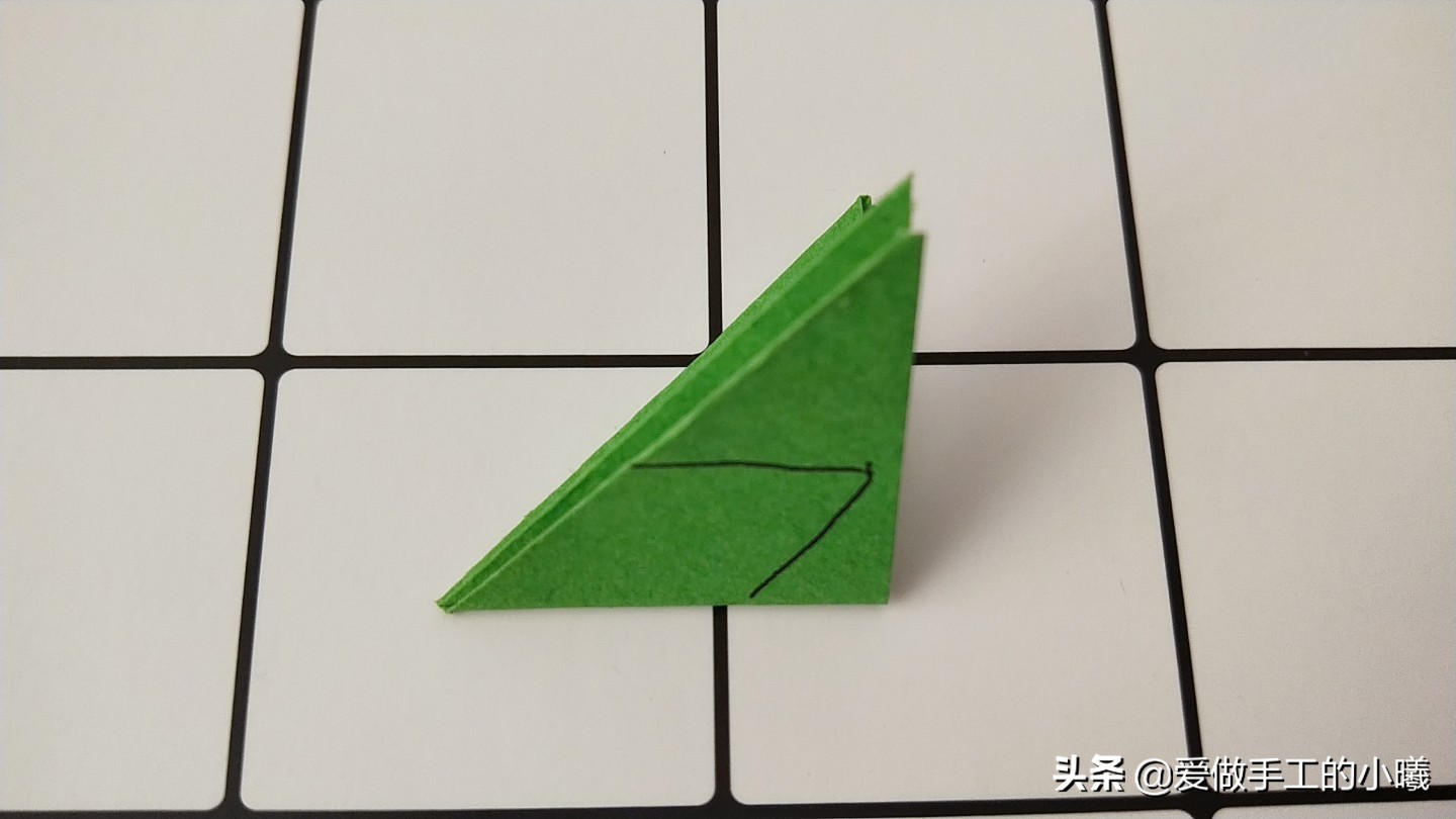 手工怎么做简单又漂亮（简单又好看的草莓折纸正式教程）