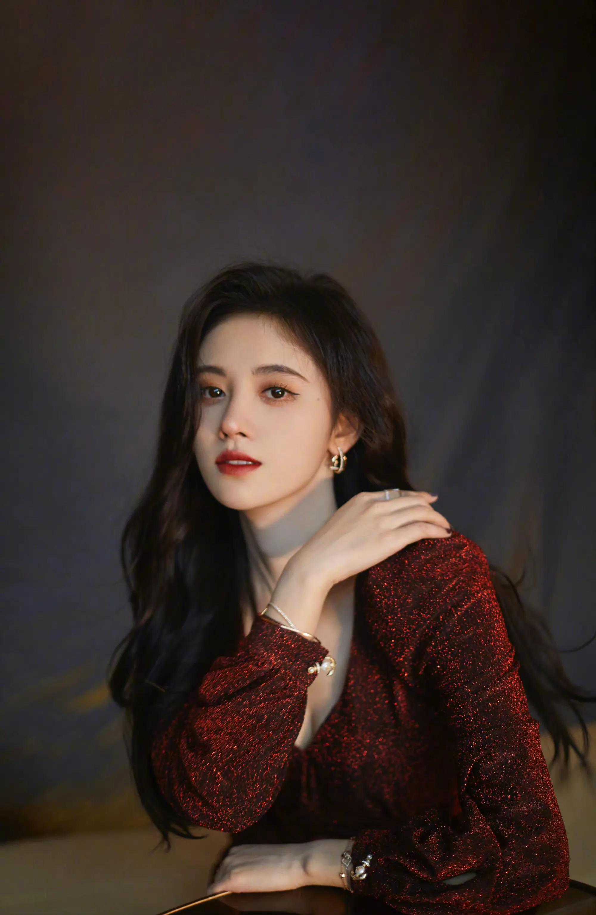 鞠婧祎｜每一套礼服造型都堪称出圈的存在
