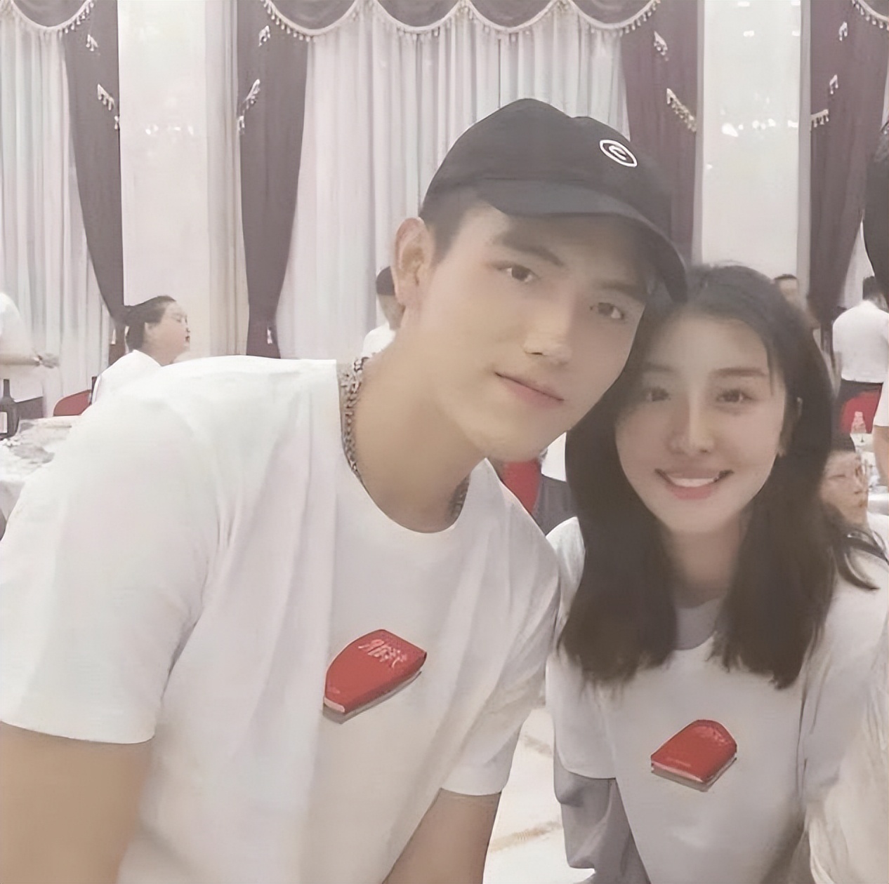 “莽撞千金”赵小棠：陈凯歌出动全家支援她，却因牙膏口碑暴跌