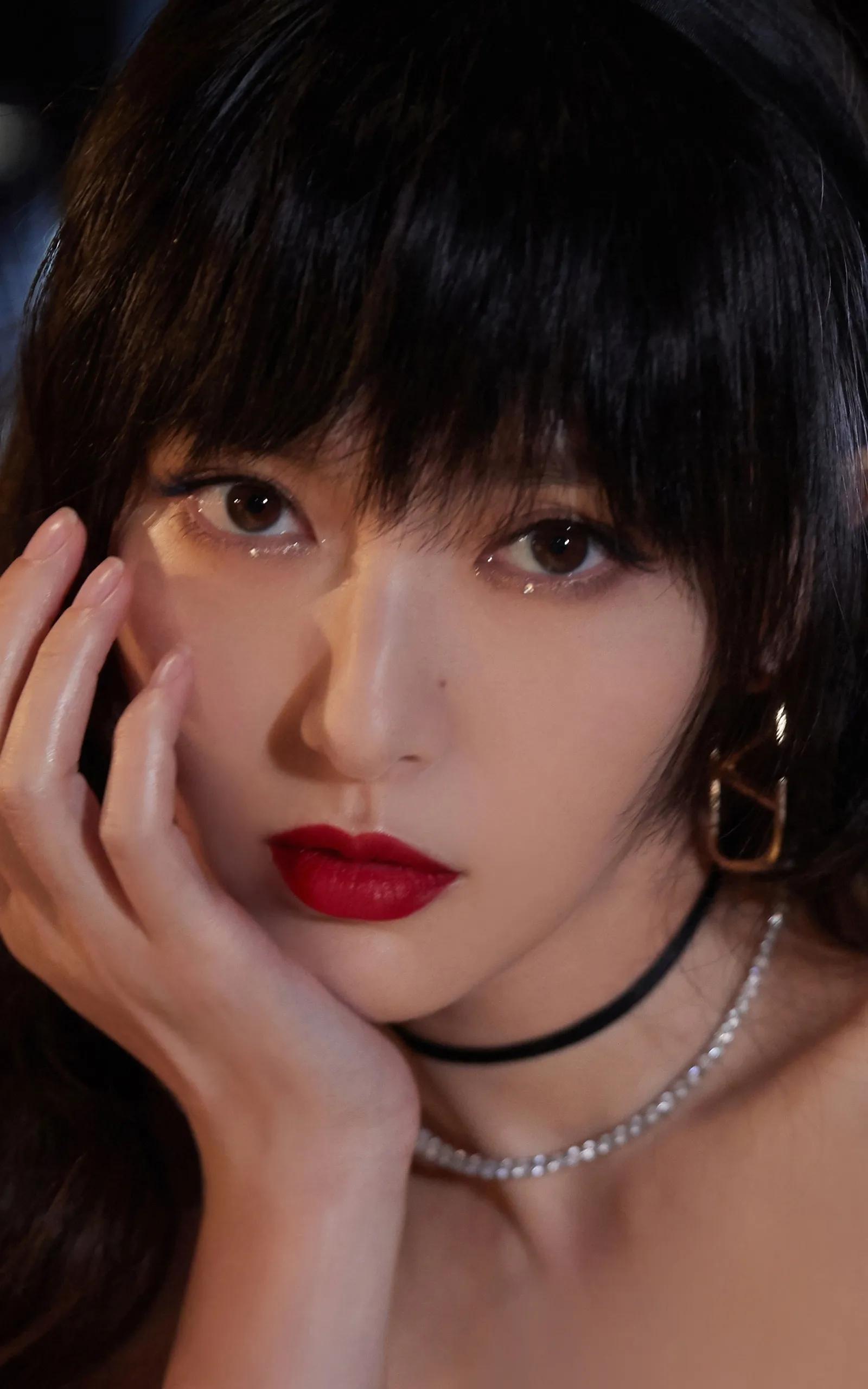 国内最顶尖的18位女星，你认为哪位是当之无愧的流量一姐？