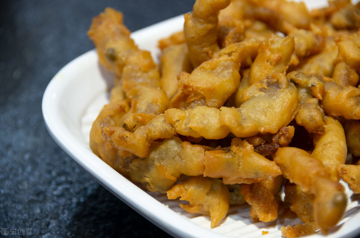 炸酥肉用淀粉还是面粉？记住“211”的比例，酥脆好吃不回软