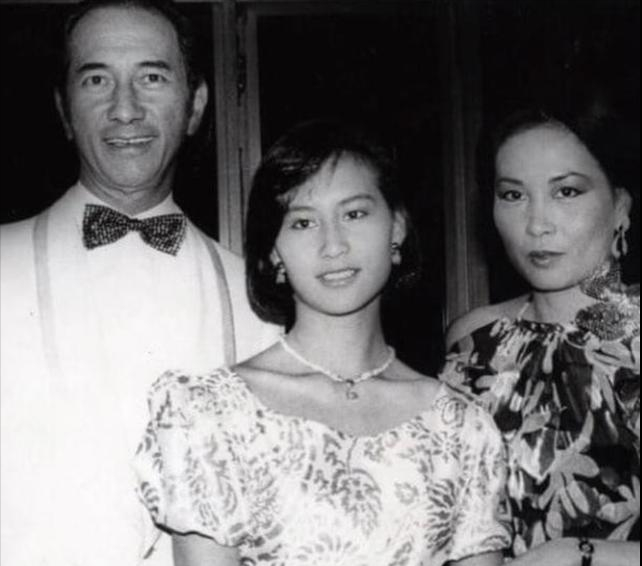 1991年,陳百強含淚參加何超瓊和許晉亨的婚禮,2年後遺憾離世