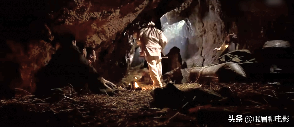 韩国玩出新高度！六名特种兵穿越400年前古代，一秒教土匪做人