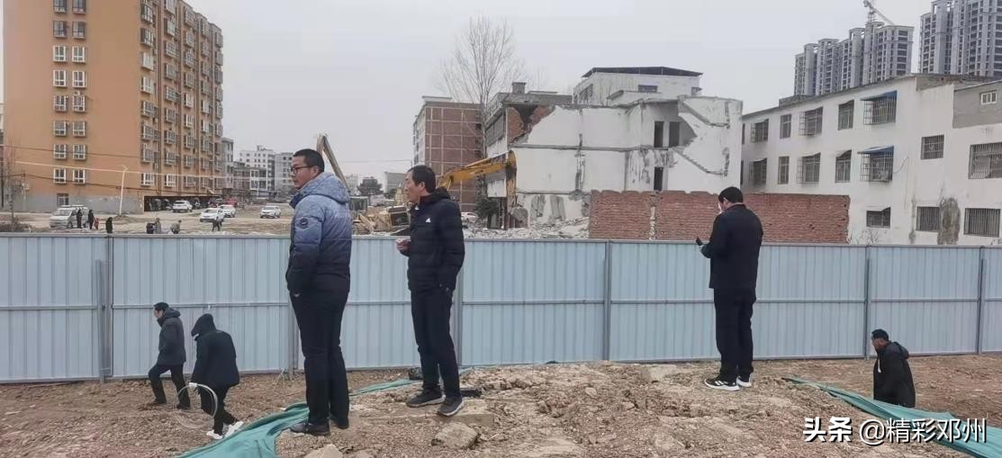 邓州市湍河街道办事处：节后上班第一天，铆足干劲抓征迁