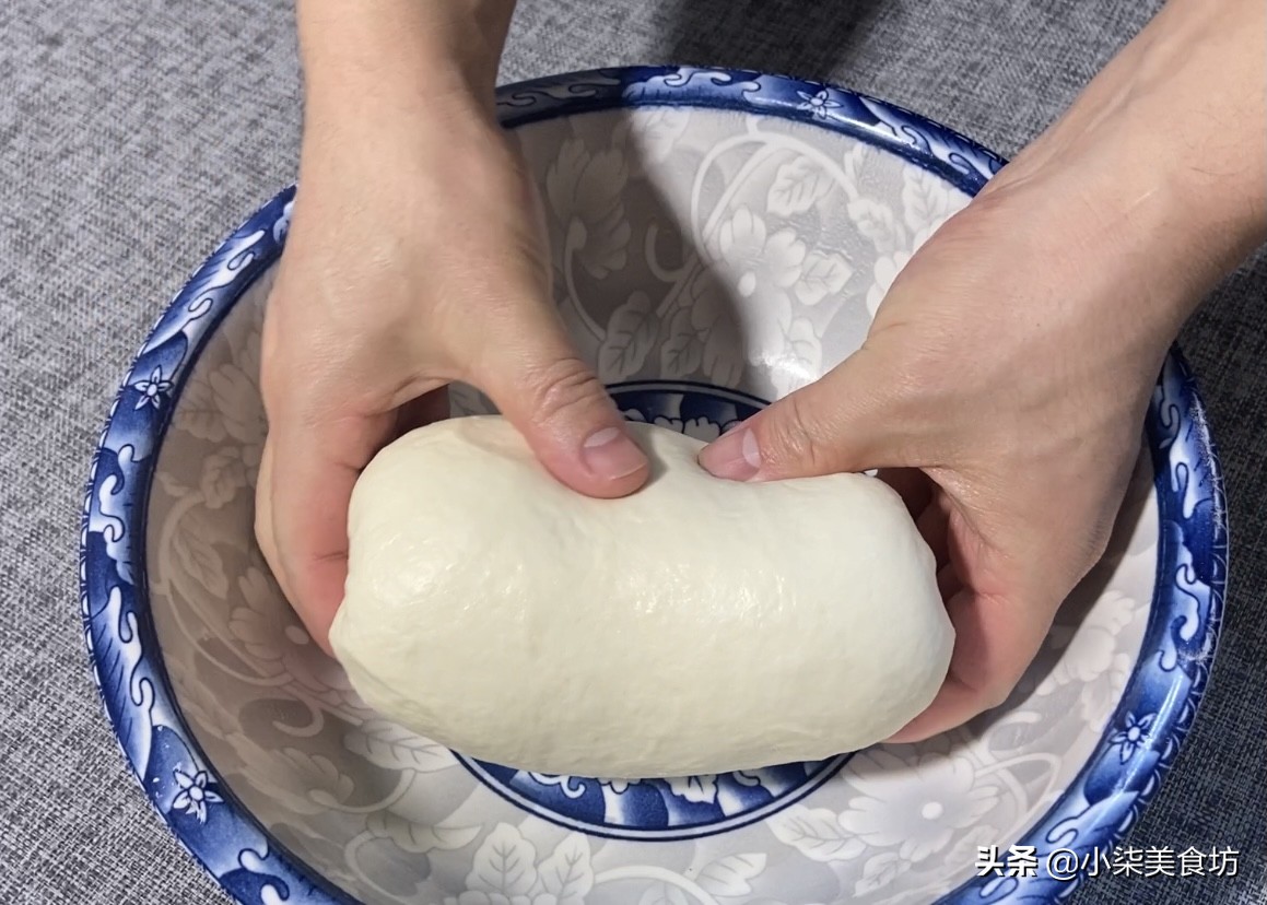 一斤面粉7两水，教你一个炸油条配方，学会都可以开店，别错过