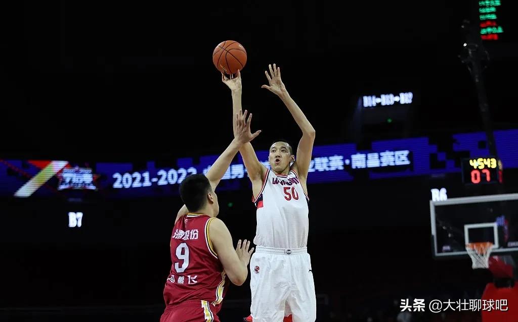 刘传兴为什么去nba(郑准为什么退役，刘传兴官宣加盟湾区翼龙队)