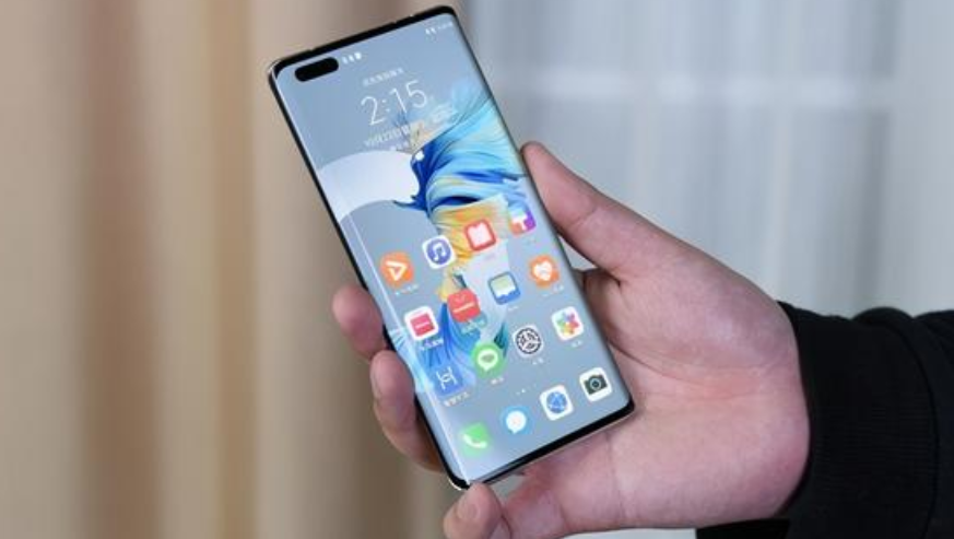 华为Mate50Pro+渲染图曝光,超级一体屏+5G+鸿蒙,不再有缺憾