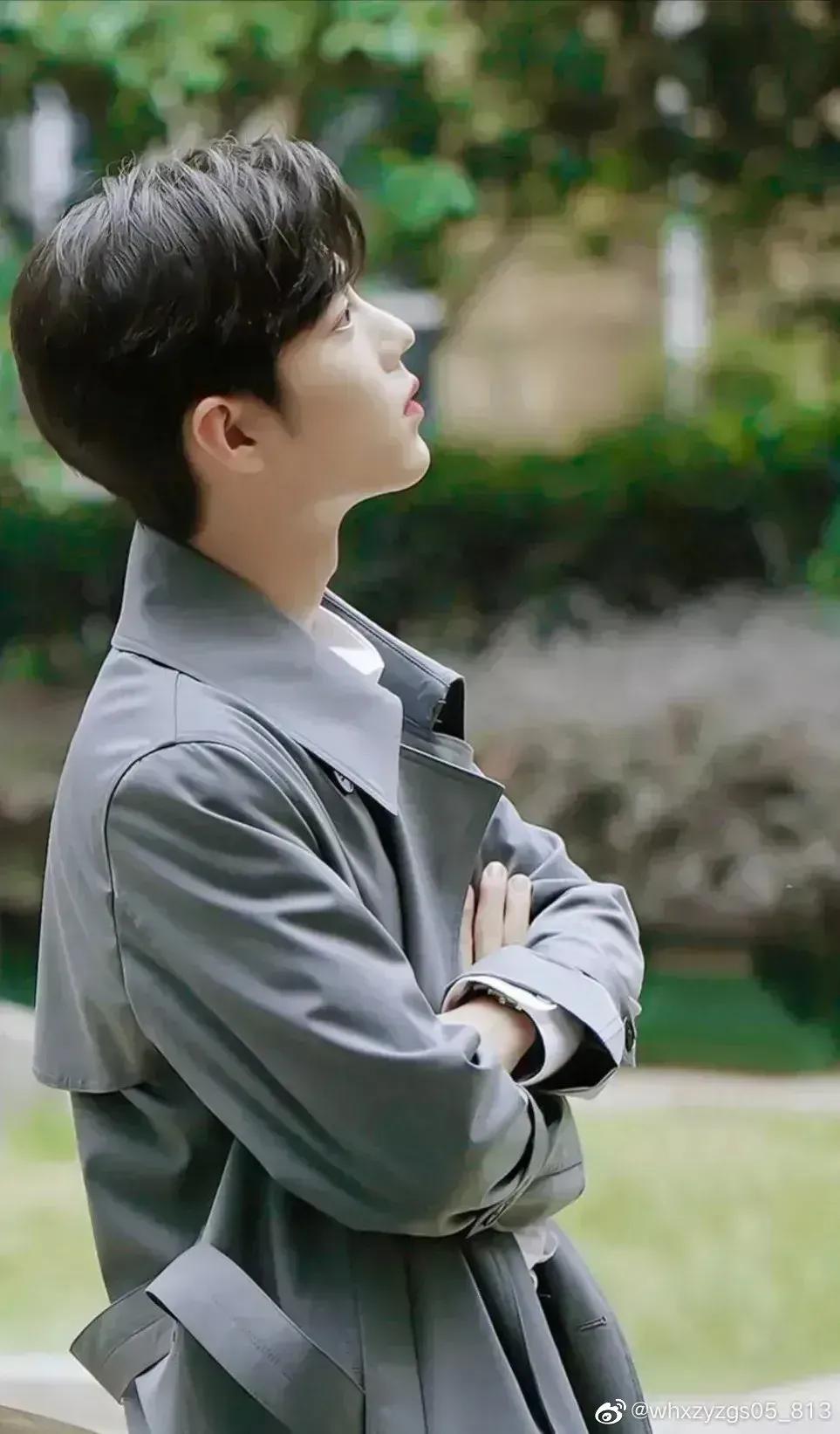 与其说相信肖战，不如说相信自己的眼光