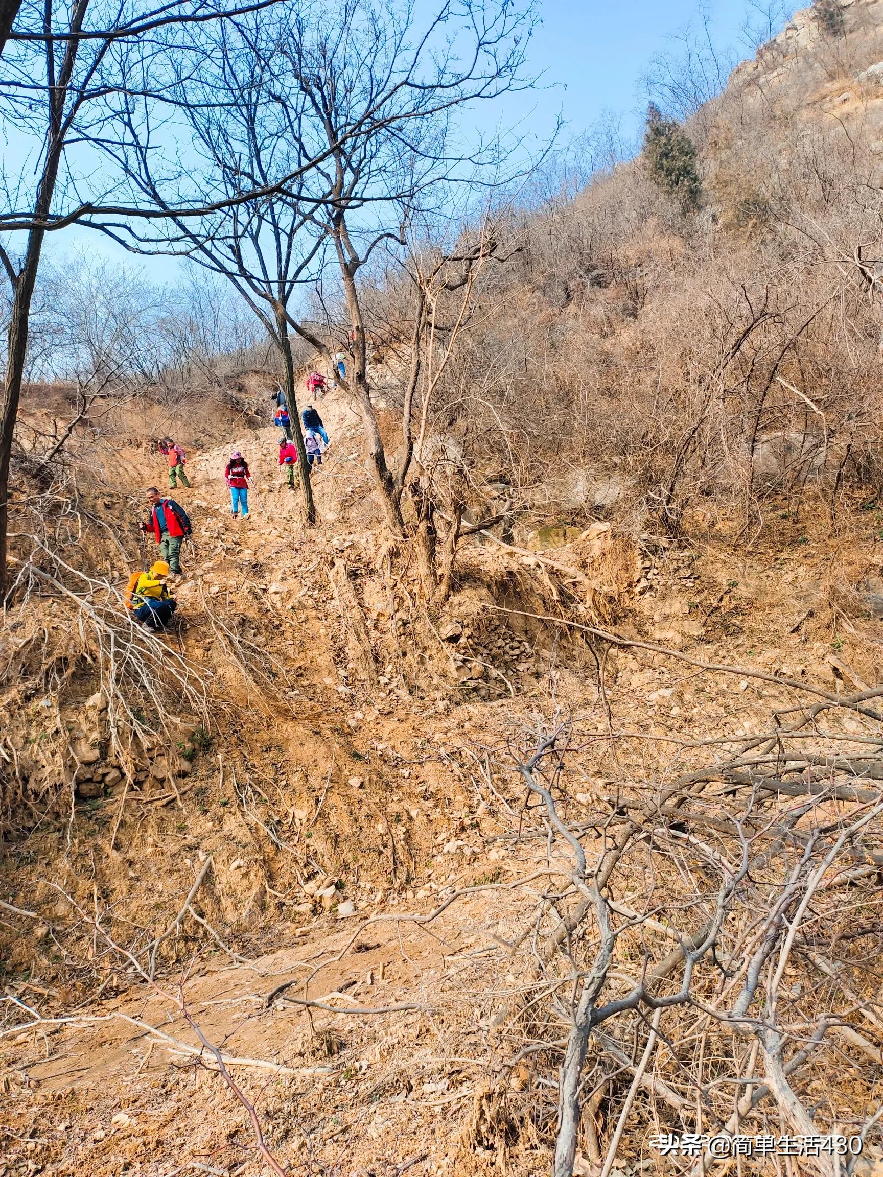 爬山记—（2022--2）保持快乐很简单，每周末去爬爬山，流流汗…