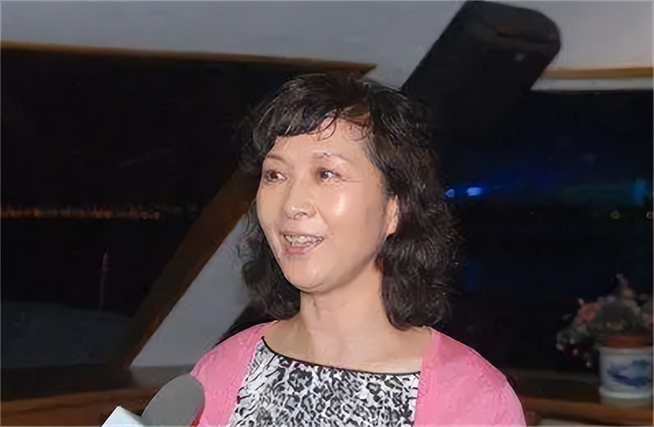 80年代著名女星龚雪，因“流氓案”远走美国，如今过得怎么样了