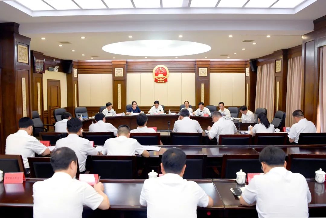 市六届人大常委会第9次主任会议举行
