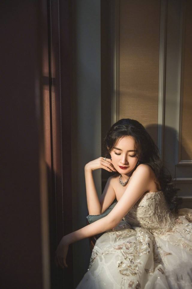 四海八荒第一美女——杨幂