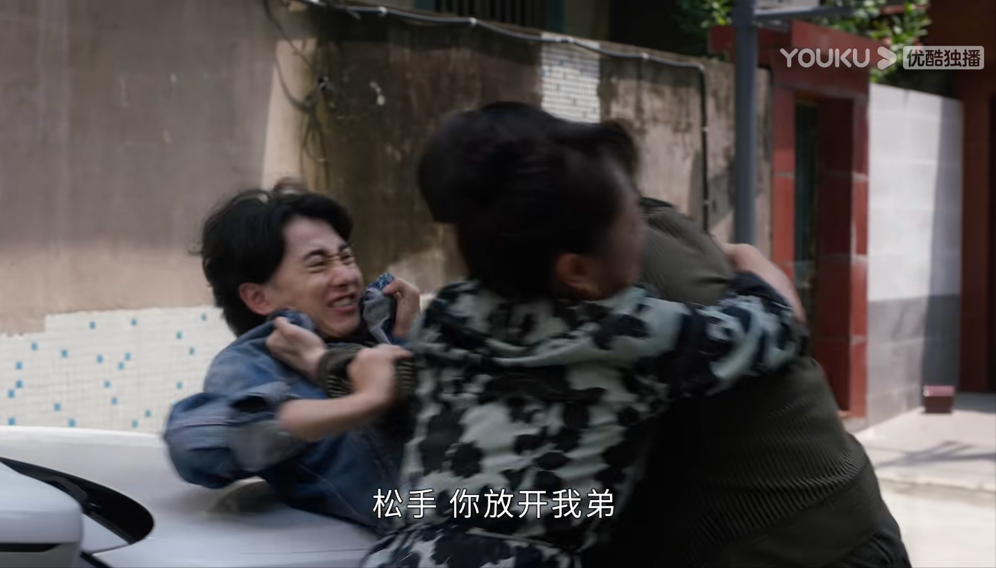 相逢时节：20年婚姻无爱无性，被仇恨摧毁满身污点，她才是最惨的