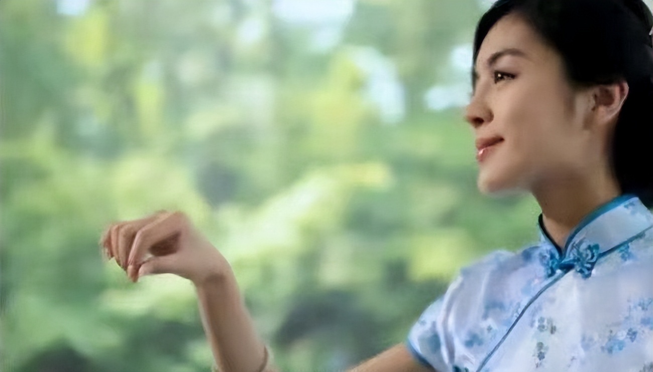 2013年，常熟“美女骗子”顾春芳，是如何靠美色“骗来”17亿的？