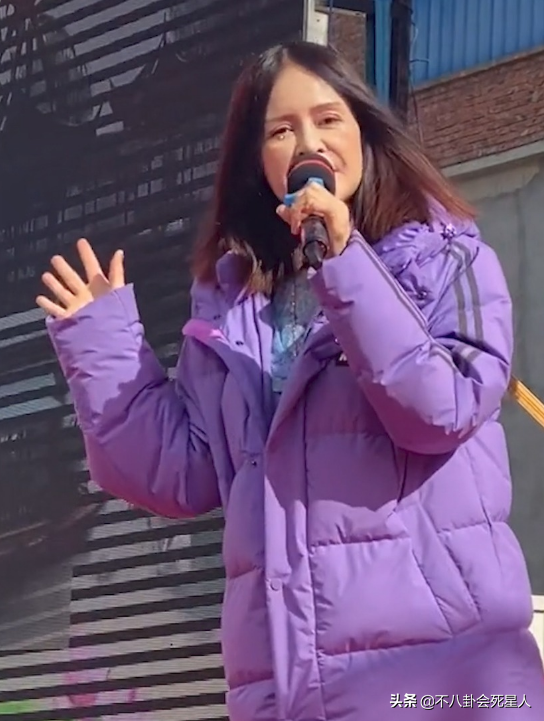 粘贴九首歌曲，皮肤失败，精神障碍，未婚生活，银杏的幸福