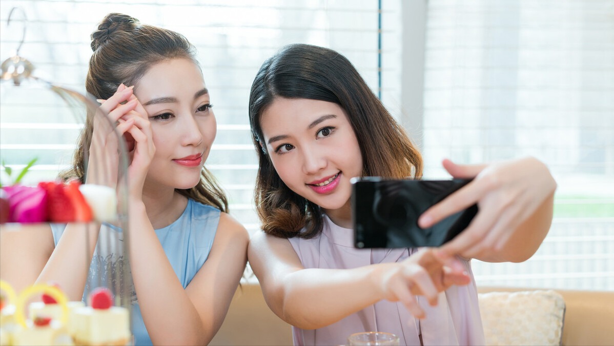 我亲爱的闺蜜,你若安好,我心亦然